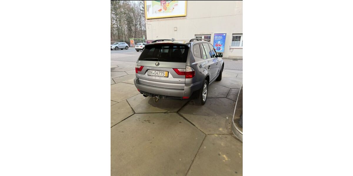 BMW X3 185.000 km 3.450 &euro; Bonn 53111