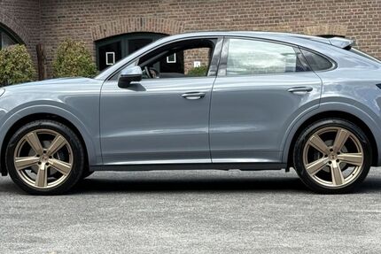 Porsche Cayenne 9.800 km 119.790 € Frechen (bei Köln) 50226