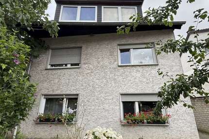 Haus Sankt Augustin - 8 Zimmer, 290 m&sup2;, 840.000&euro; | Angebot:27042612