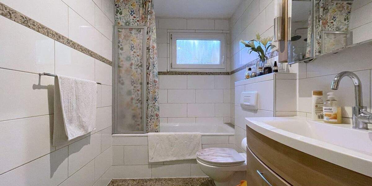 Einfamilienhaus Siegburg Kaldauen - 4 Zimmer, 140 m&sup2;, 649.000&euro; | Angebot:25739503