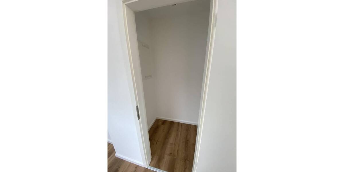 Etagenwohnung Köln Lövenich - 2 Zimmer, 53 m&sup2;, 1.250&euro; | Angebot:26522244