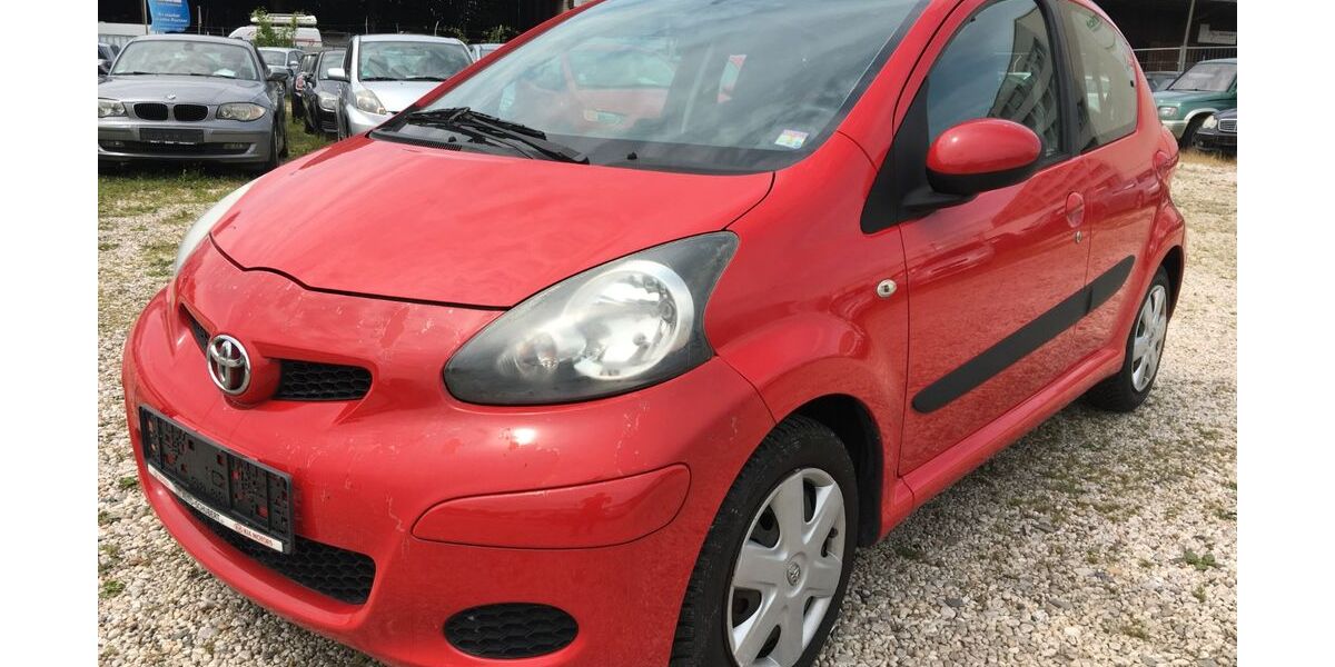 Toyota Aygo (X) 190.000 km 1.999 &euro; Bonn 53227