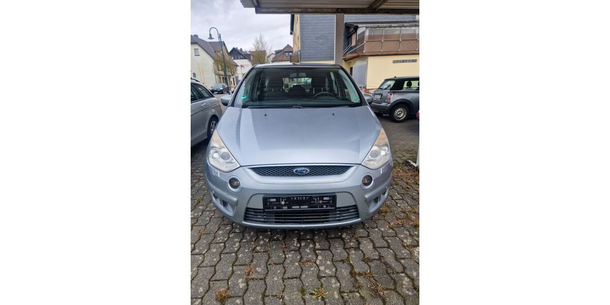 Ford S-Max 223.090 km 2.999 &euro; Bad Honnef 53604