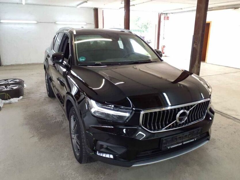 XC40