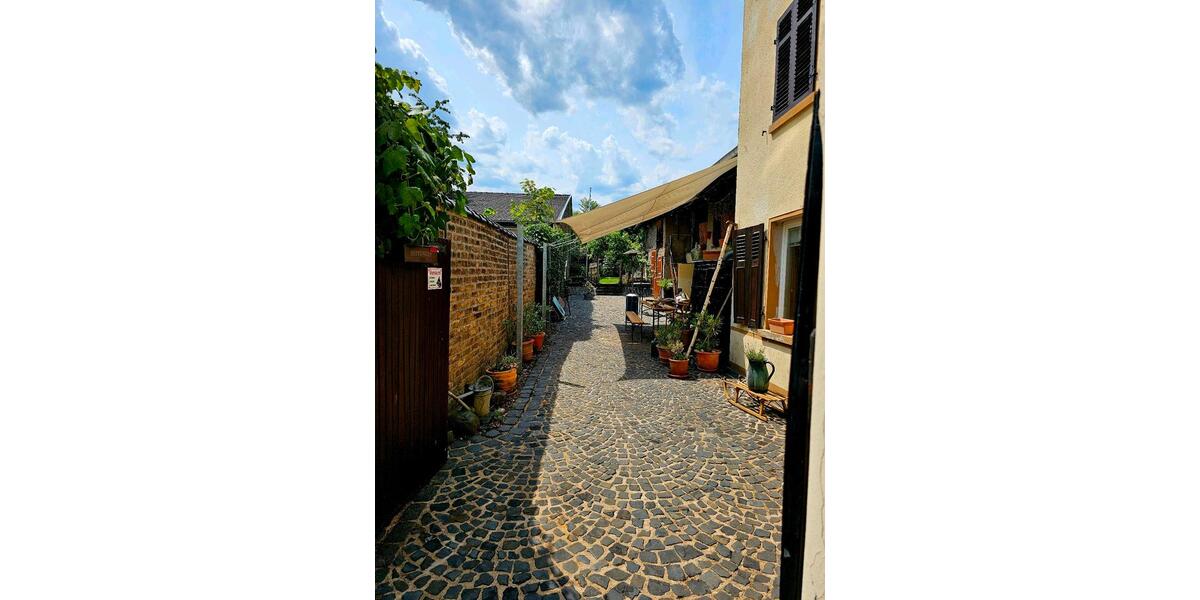 Einfamilienhaus Bonn Lannesdorf - 6.5 Zimmer, 140 m&sup2;, 490.000&euro; | Angebot:24840825