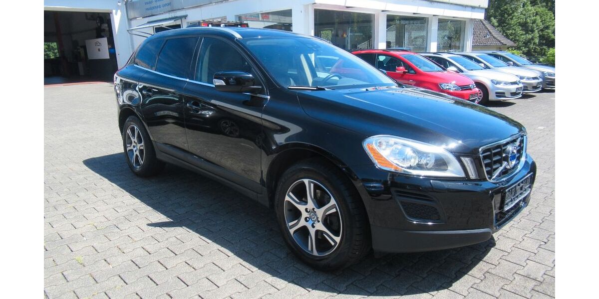 Volvo XC60 208.626 km 9.999 &euro; Hennef 53773