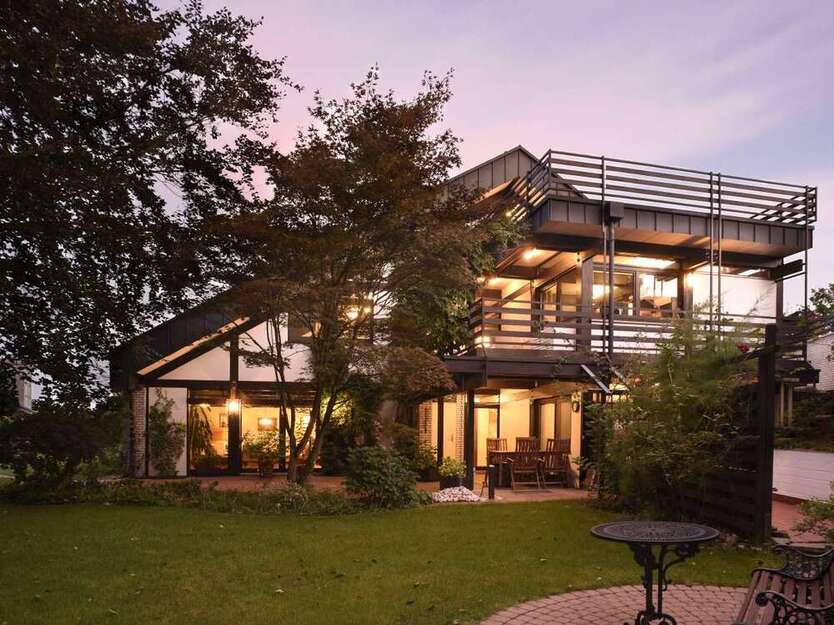Haus zum Kaufen in Lohmar 748.000 € 204 m²