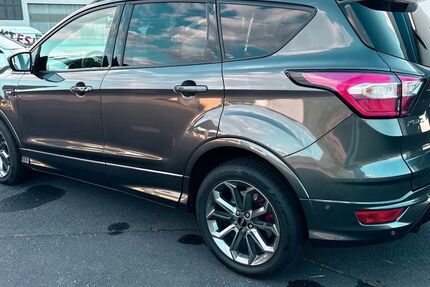 Ford Kuga 55.500 km 19.999 &euro; Bad-Breisig 53498