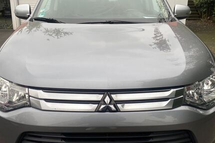 Mitsubishi Outlander 203.000 km 6.590 € koeln 51105